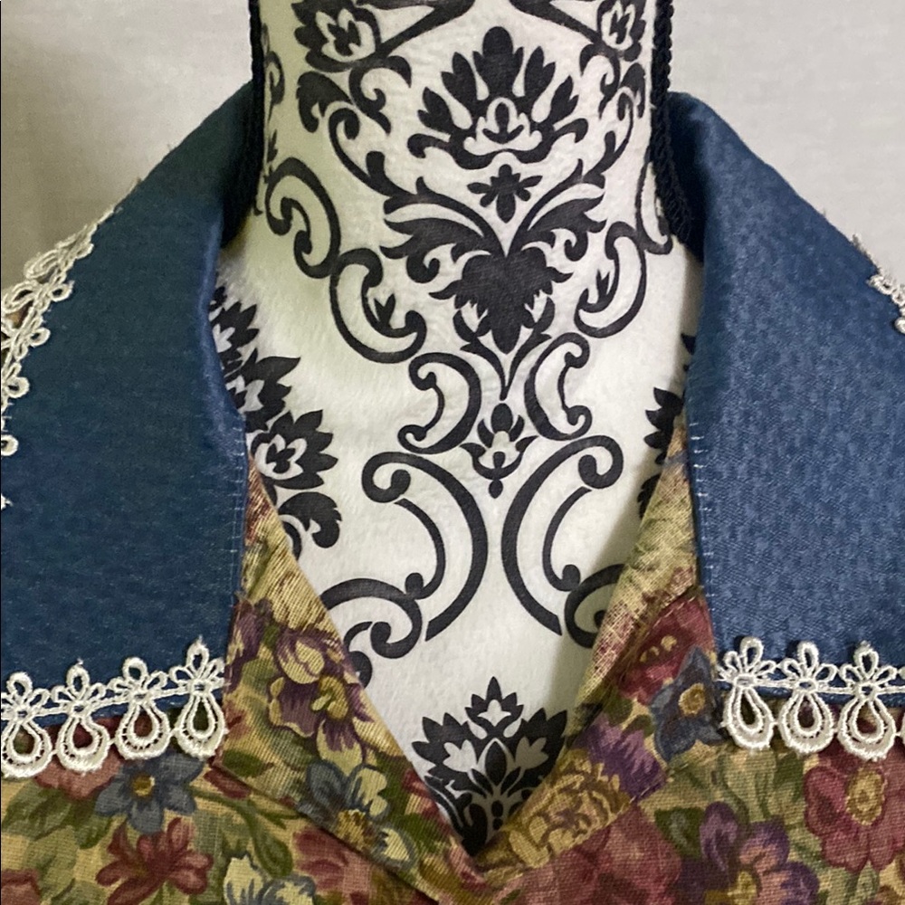 Vintage Patchwork Sleeveless Button Up Vests/Top … - image 2